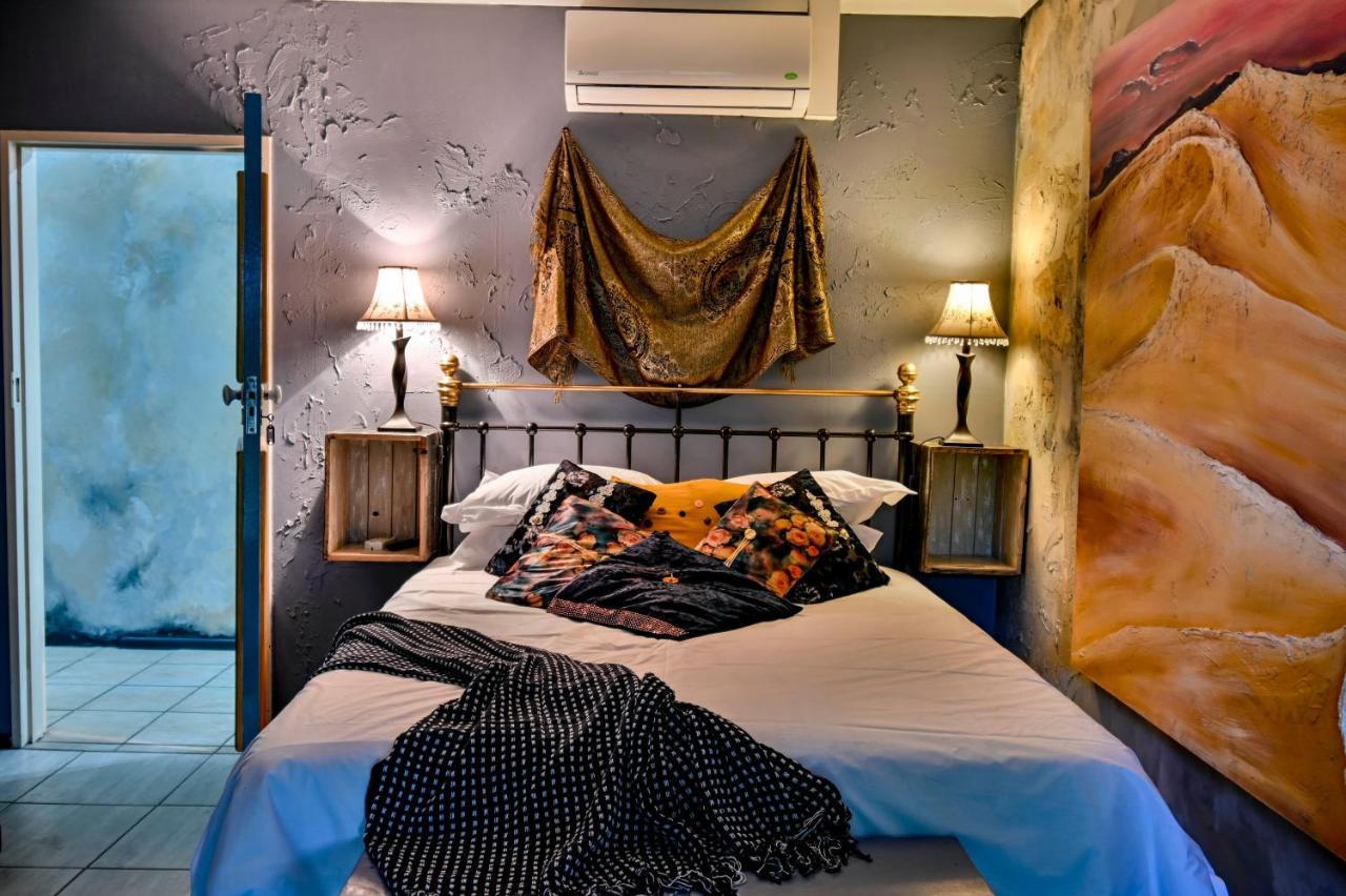Iszis Guest House Bloemfontein Exterior photo